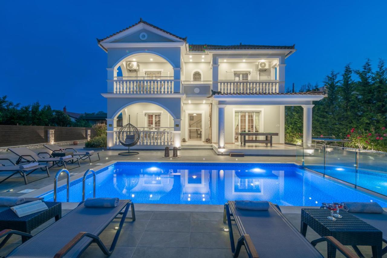 Luxury Villa Vanato & Pool Koukounaria Exterior foto
