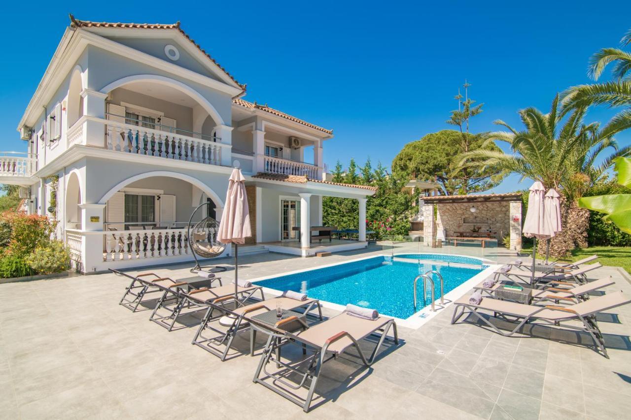 Luxury Villa Vanato & Pool Koukounaria Exterior foto