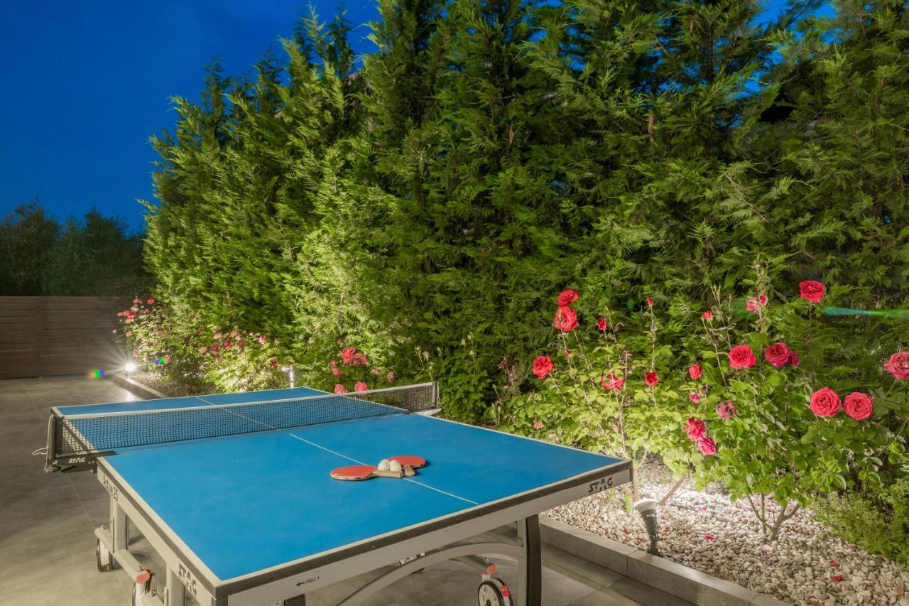 Luxury Villa Vanato & Pool Koukounaria Exterior foto