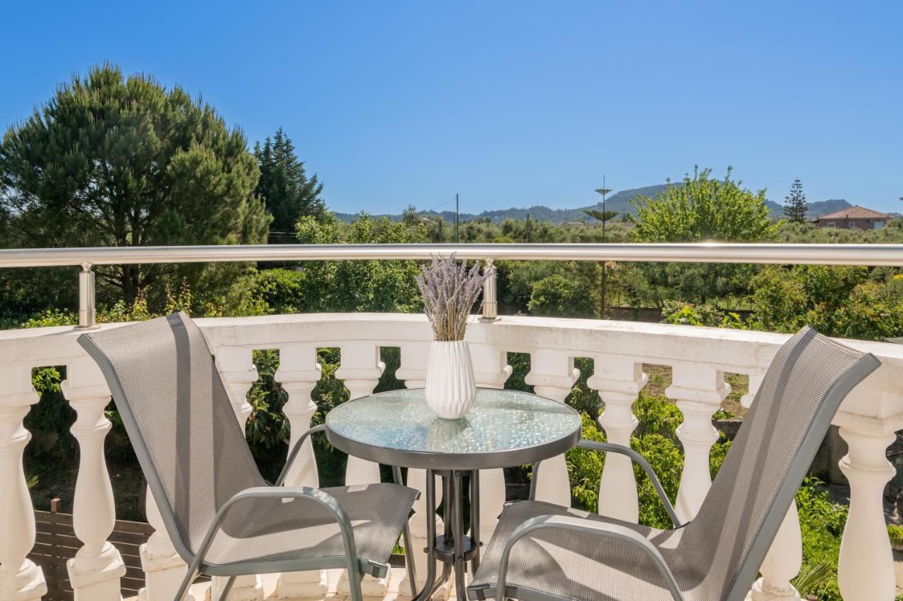 Luxury Villa Vanato & Pool Koukounaria Exterior foto
